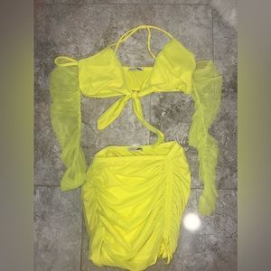 Very cute set for doing it with the girls or a date very flattering and unique!